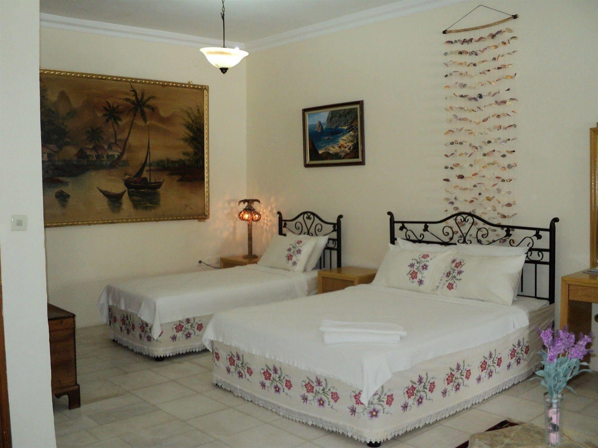 Antik Motel Alaçatı Buitenkant foto